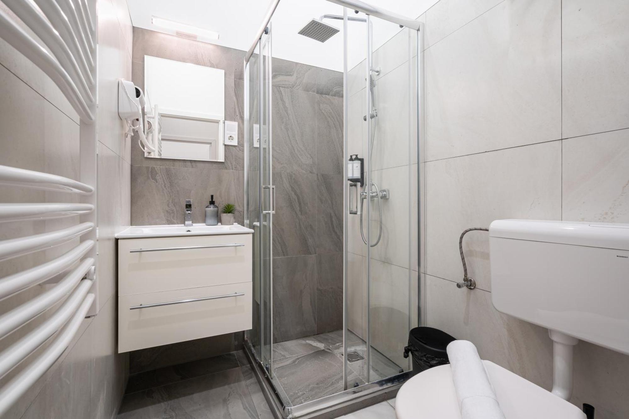 Kl31 - Urban Escape - Prime Location - Klauzal Square By Bqa Appartement