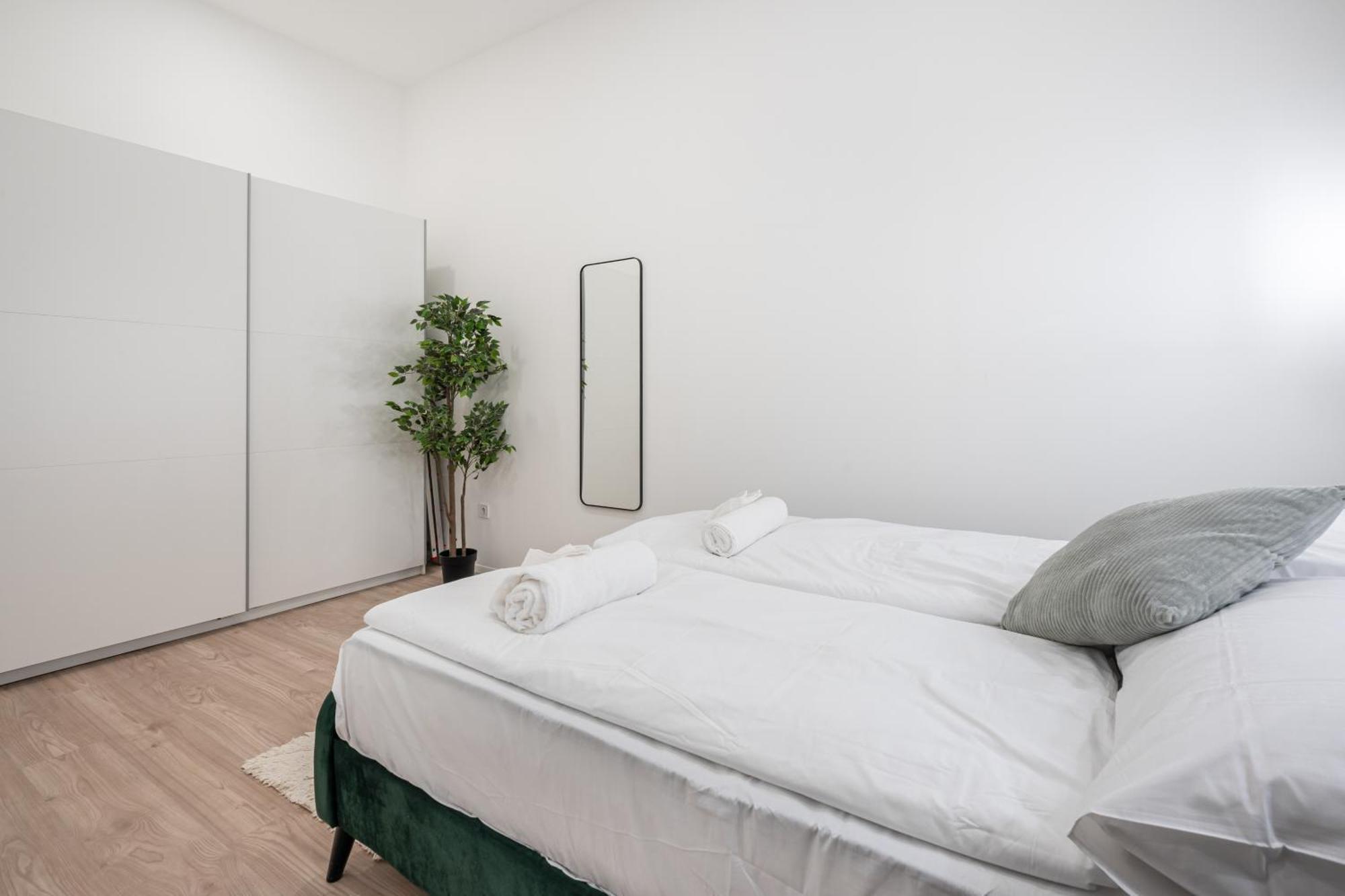 Kl31 - Urban Escape - Prime Location - Klauzal Square By Bqa Appartement *