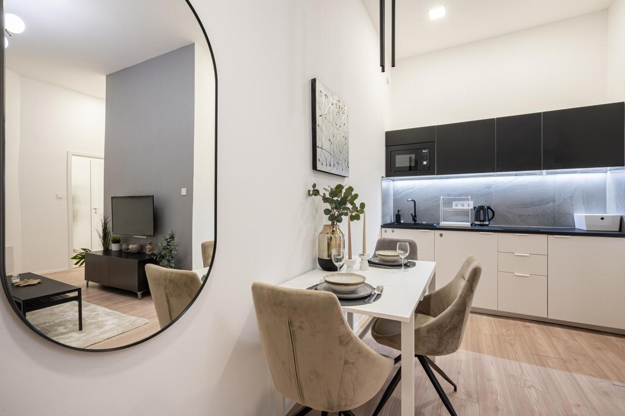 Kl31 - Urban Escape - Prime Location - Klauzal Square By Bqa Apartament